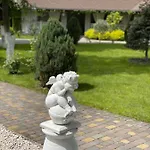 Provans Hotel Bohorodchany