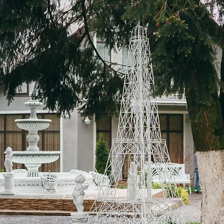 Ξενοδοχείο Provans *